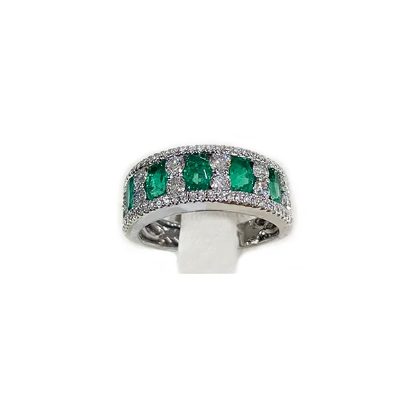 Women’s halo engagement rings-14k White Gold Emerald Ring