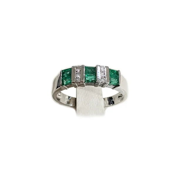 Women’s stacking engagement rings-14k White Gold Emerald Ring