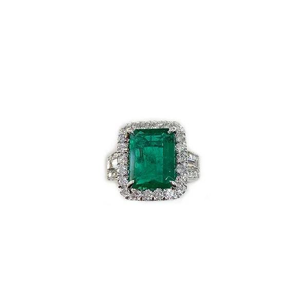 Women’s fancy rings-14k White Gold Emerald Ring