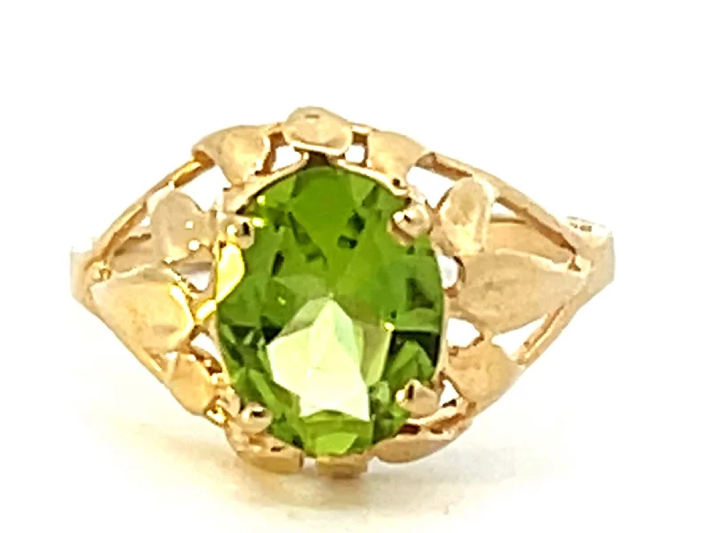 Women’s vintage rings-Oval Peridot Ring in 14k Yellow Gold