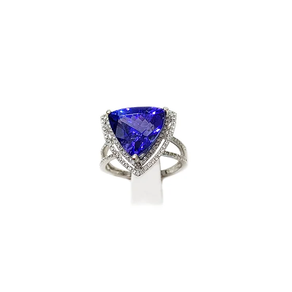 Women’s platinum rings-14k White Gold Tanzanite Ring