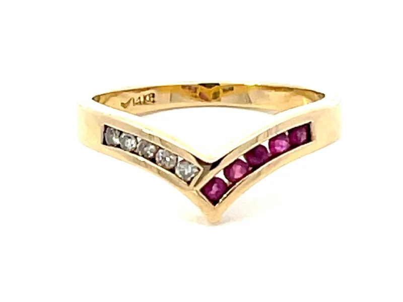 Women’s geometric rings-V Shaped Ruby Diamond Band Ring in 14k Yellow Gold