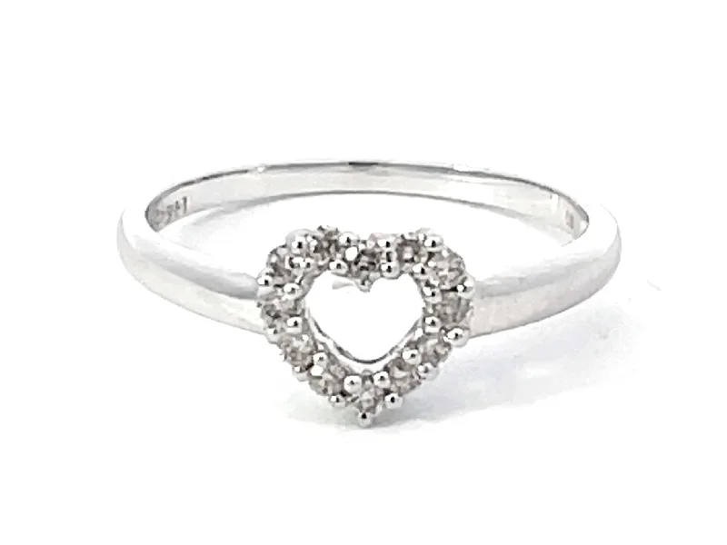 Women’s emerald rings-Diamond Heart Ring in 14k White Gold