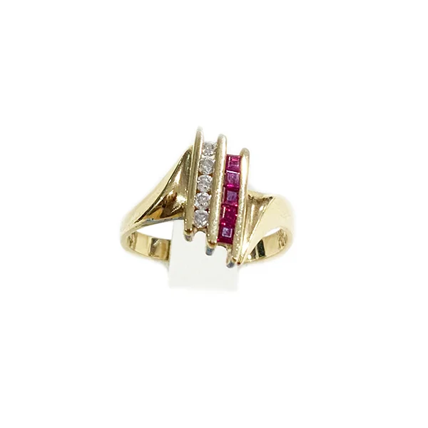 Women’s personalized rings-14k Yellow Gold Ruby Ring