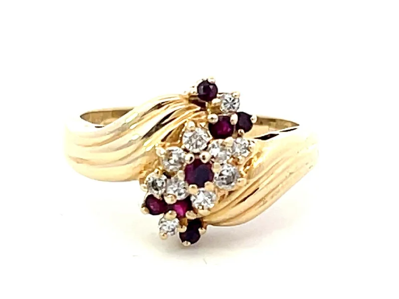 Women’s chic rings-Ruby Diamond Cluster Twist Ring in 18k Yellow Gold