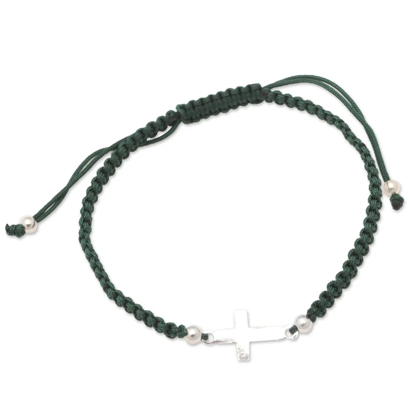 Women’s stacking bangles-Novica Handmade Green Faith Sterling Silver Macrame Pendant Bracelet