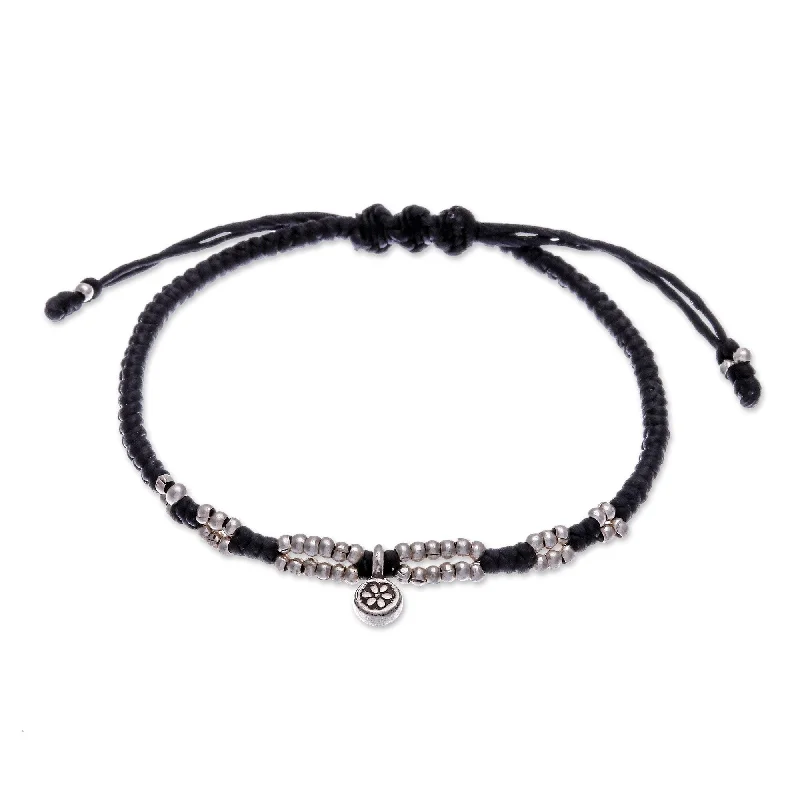 Women’s beaded bracelets-Novica Handmade Petite Flower In Black Silver Pendant Macrame Bracelet