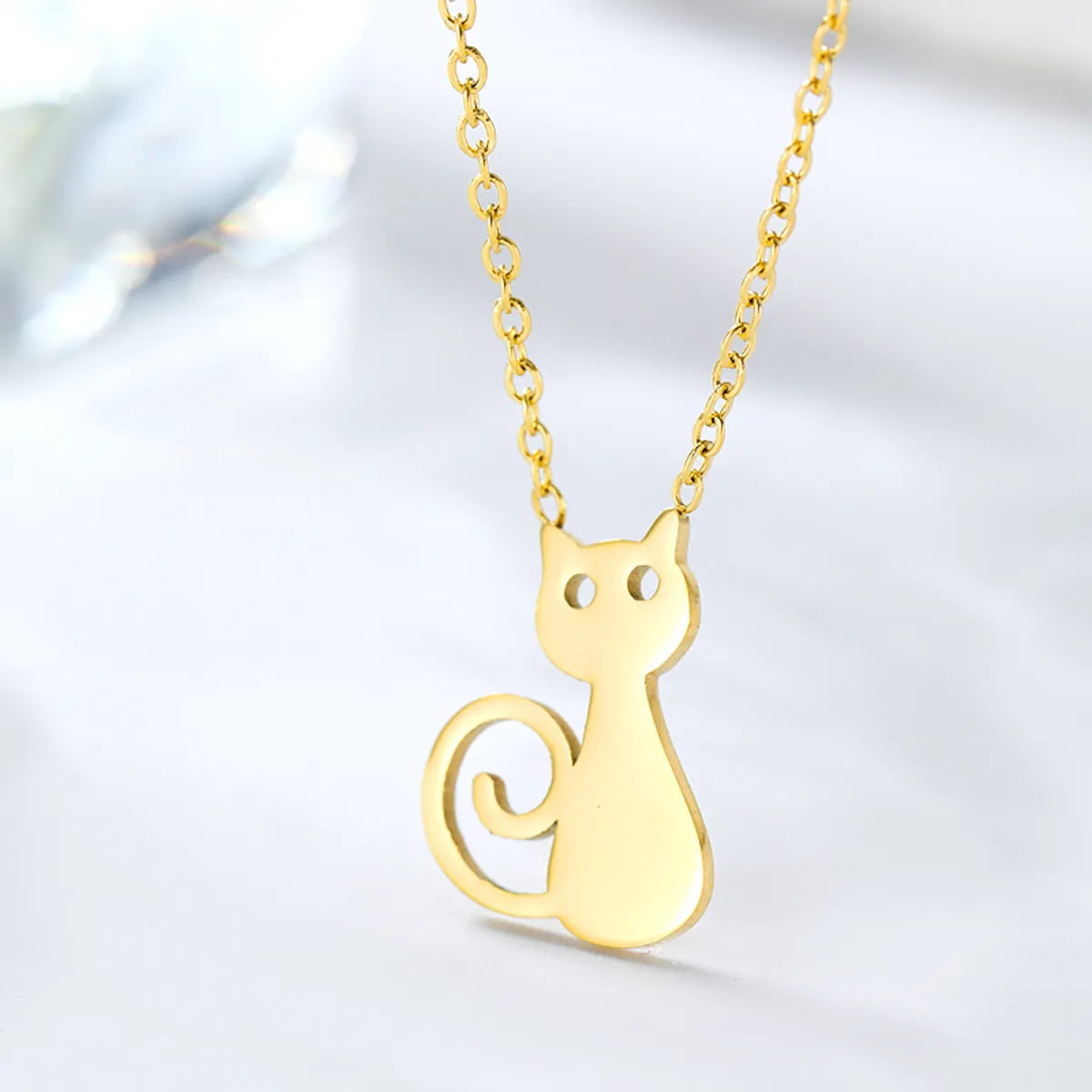 Women’s gemstone charm necklaces-Elegant Cute Solid Color Stainless Steel Plating Hollow Out 18k Gold Plated Pendant Necklace