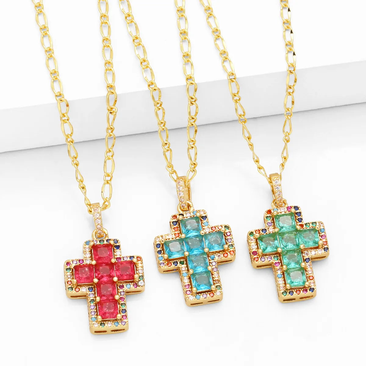 Women’s classic choker necklaces-Simple Style Cross Copper 18k Gold Plated Zircon Pendant Necklace In Bulk