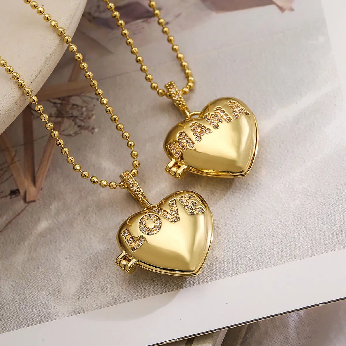 Women’s heart-shaped necklaces-Simple Style Commute Letter Heart Shape Copper Plating Inlay Zircon 18k Gold Plated Pendant Necklace