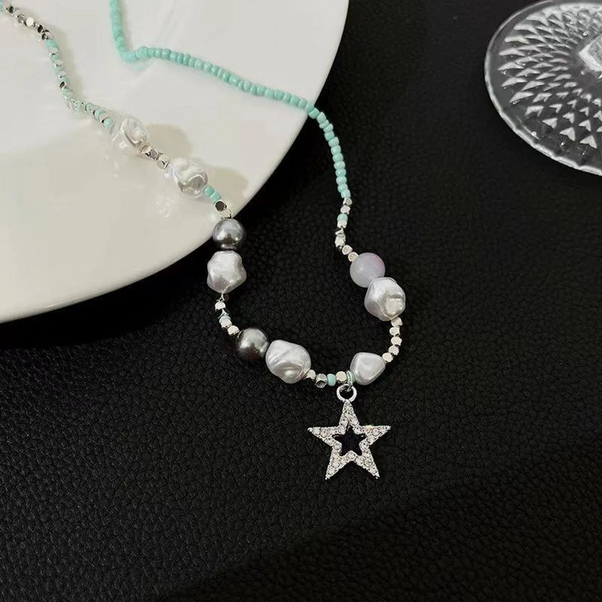 Women’s long chain necklaces-Ig Style Simple Style Star Alloy Beaded Hollow Out Inlay Rhinestones Women's Pendant Necklace