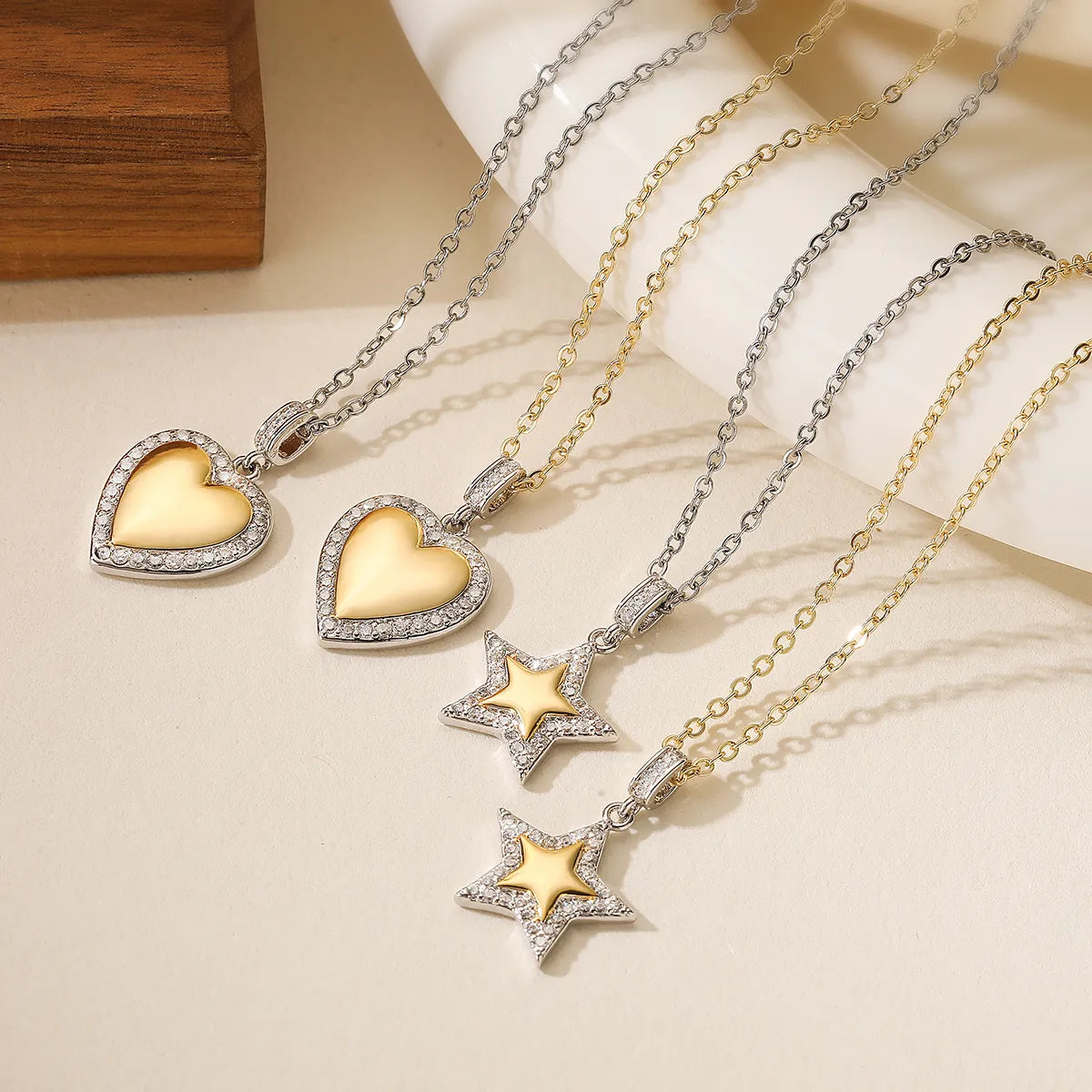 Women’s sparkling diamond necklaces-Copper Inlay Star Heart Shape Zircon Pendant Necklace