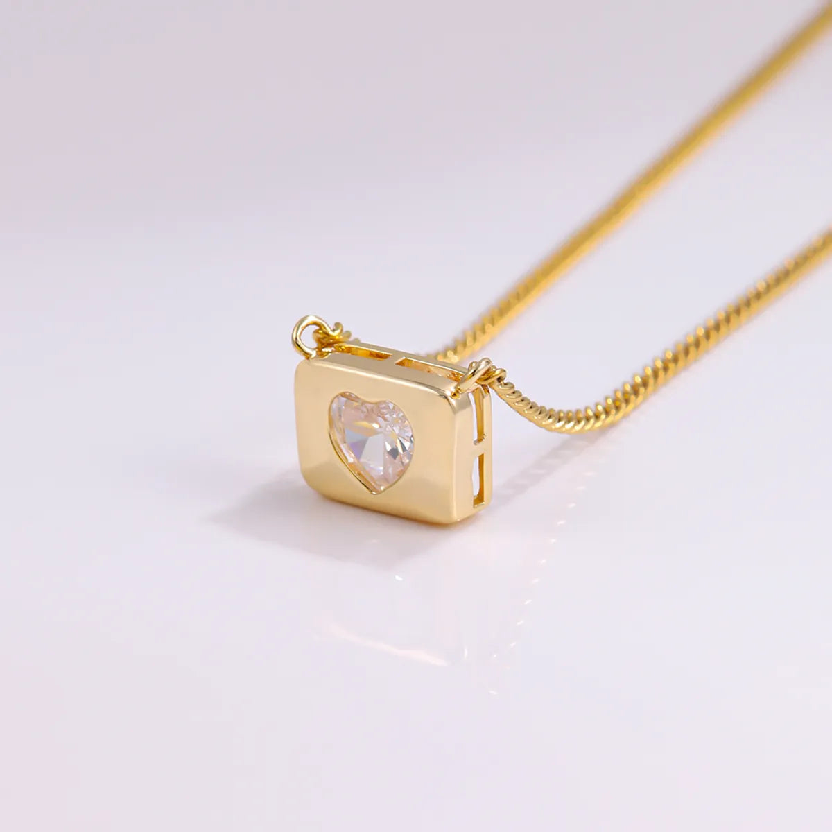 Women’s personalized necklaces-Elegant Heart Shape Stainless Steel Copper Plating Inlay Zircon 18k Gold Plated Pendant Necklace