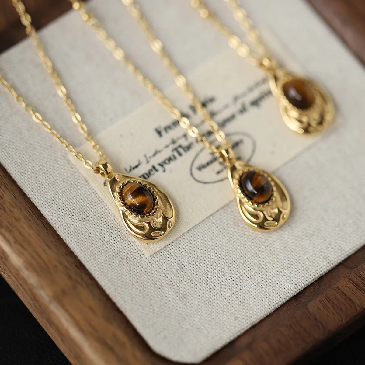 Women’s statement pendant necklaces-Elegant Vintage Style Water Droplets Stainless Steel Plating Inlay Tiger Eye 18k Gold Plated Pendant Necklace