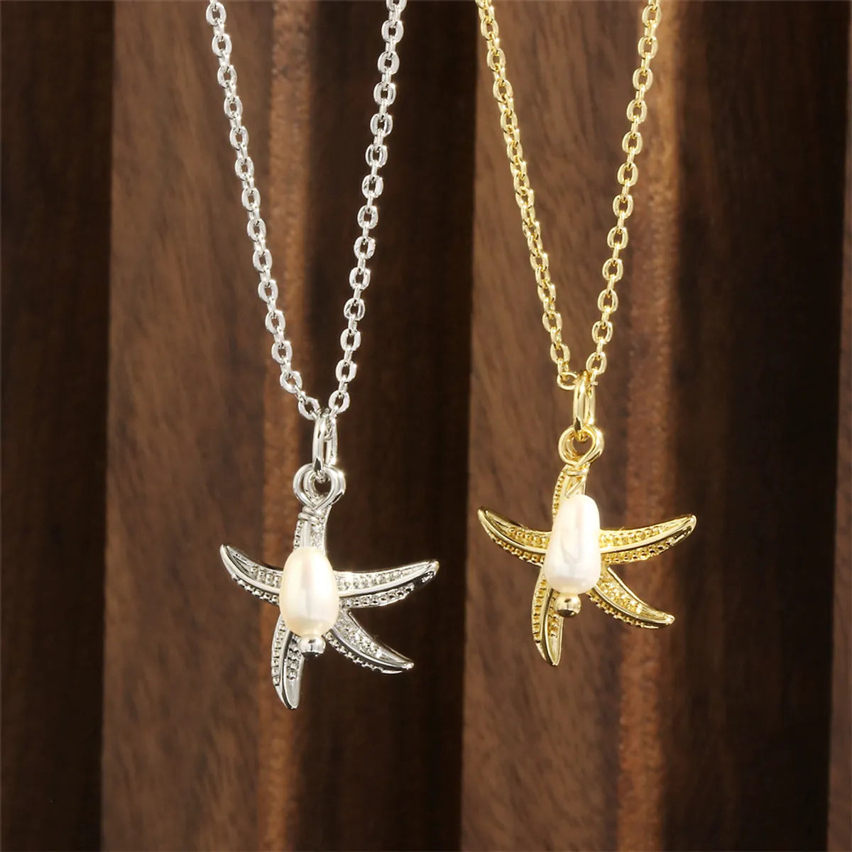 Women’s gold necklaces-Retro Simple Style Starfish Freshwater Pearl Copper Plating 18k Gold Plated Pendant Necklace