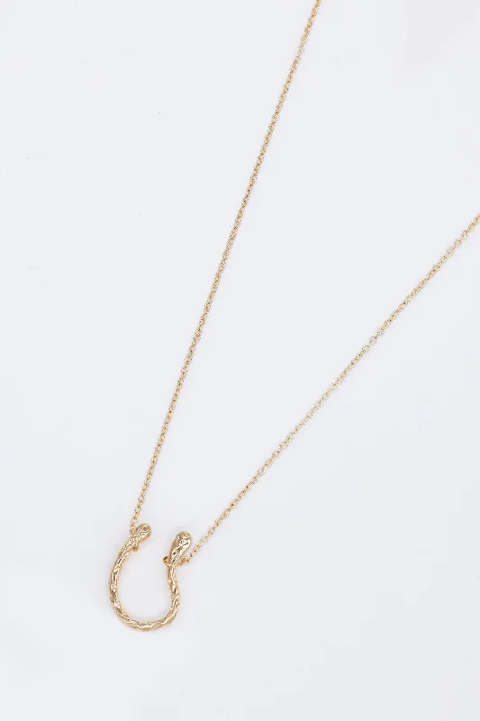 Women’s vintage necklaces-U Pendant Necklace in Gold