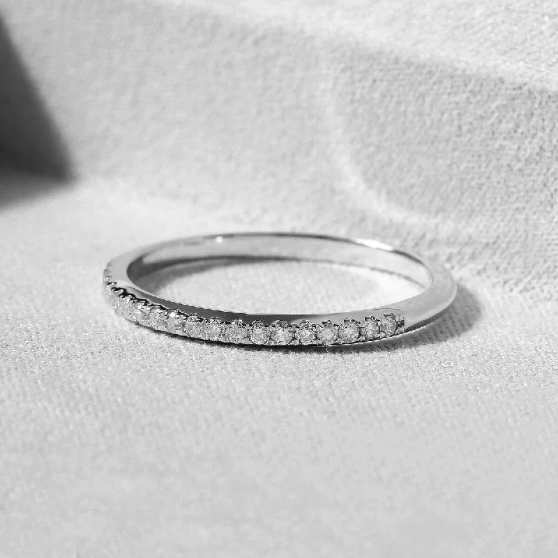 Women’s antique engagement rings-De Couer 10k White Gold 1/4ct TDW Wedding Band