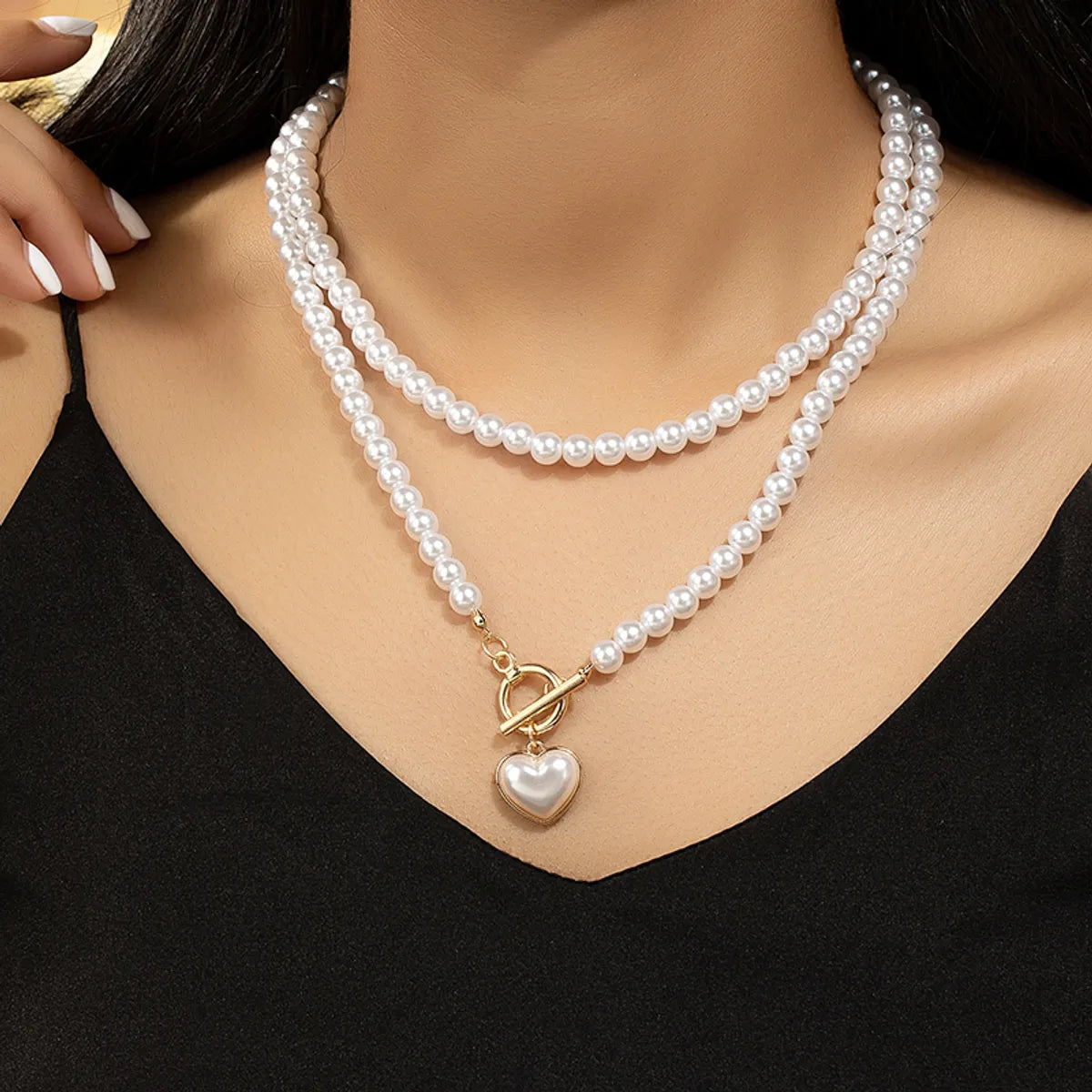 Women’s chunky necklaces-Elegant Classical Heart Shape Artificial Pearl Alloy Beaded Plating Women's Pendant Necklace