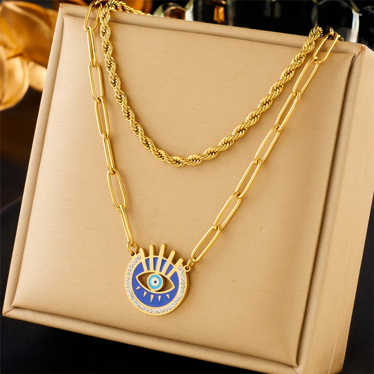 Women’s gold necklaces-Korean Style Eye Titanium Steel Plating 18k Gold Plated Necklace