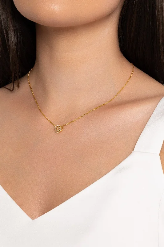 Women’s diamond chain necklaces-The Pink Box Gold Circles Necklace