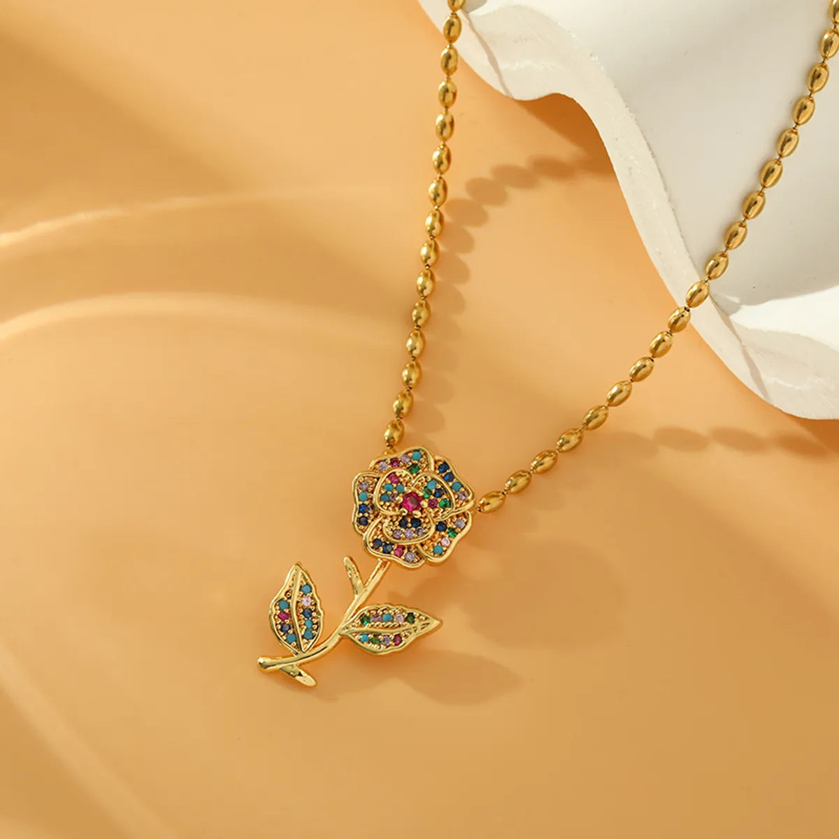 Women’s heart-shaped gold necklaces-Elegant Romantic Flower Stainless Steel Copper Plating Inlay Zircon 18k Gold Plated Pendant Necklace