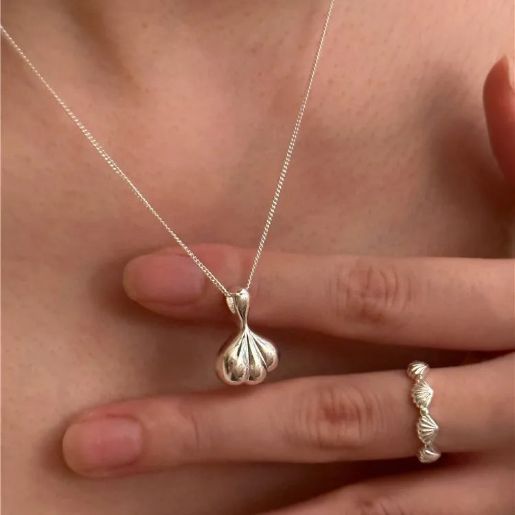 Women’s wedding necklaces-Sterling Silver Casual Chain Shell Pendant Necklace