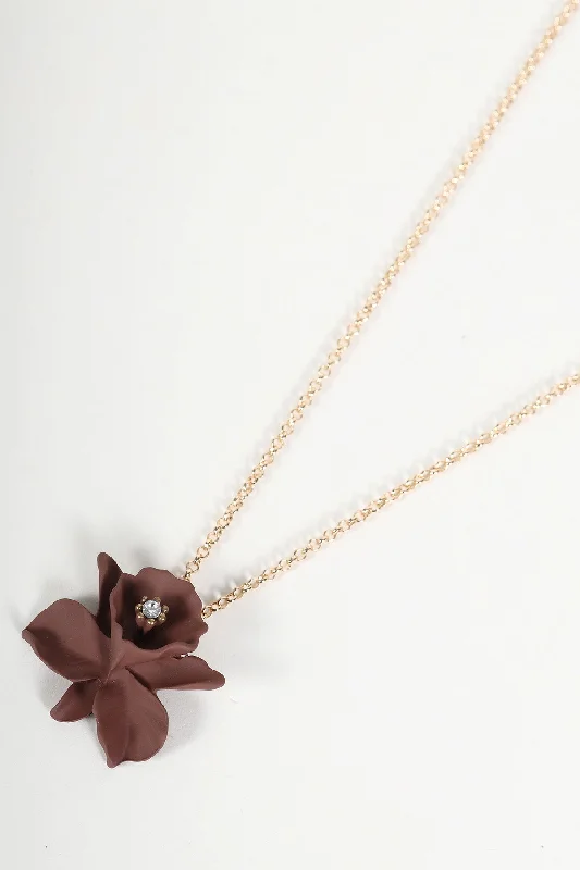 Women’s gemstone necklaces-Taupe Flower Pendant Necklace