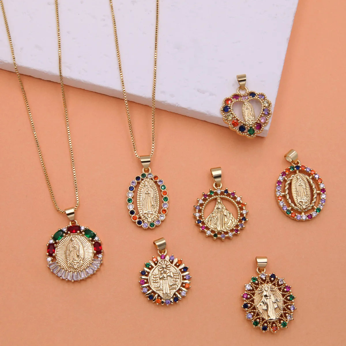 Women’s sterling silver pendant necklaces-Vintage Style Virgin Mary Copper 18k Gold Plated Zircon Pendant Necklace In Bulk